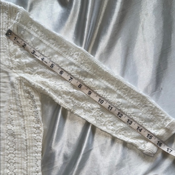 Knitted & Knotted Coquette Cream Lace Sleeve Sweater Texture Cotton Rear Zip SzM - Picture 13 of 16